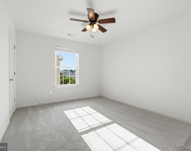 7906 Sibley Way - Photo Thumbnail 26