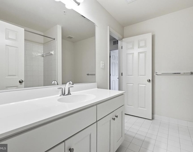 7906 Sibley Way - Photo Thumbnail 23