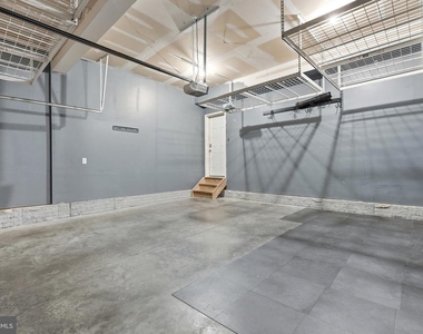 7906 Sibley Way - Photo Thumbnail 48