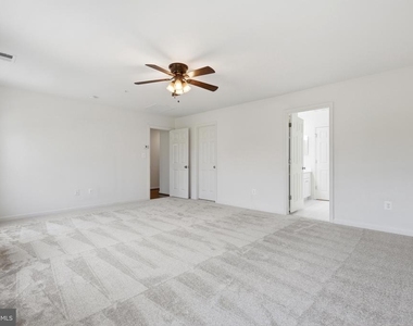 7906 Sibley Way - Photo Thumbnail 33