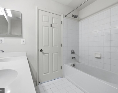 7906 Sibley Way - Photo Thumbnail 29