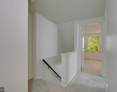 1623 Secretariat Drive - Photo Thumbnail 22