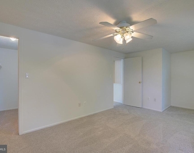 1623 Secretariat Drive - Photo Thumbnail 14
