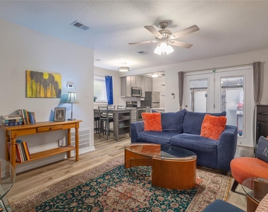 7406 Shadow Hill Dr - Photo Thumbnail 7