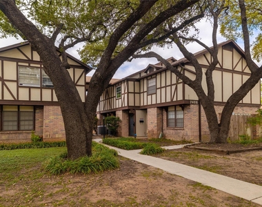 7406 Shadow Hill Dr - Photo Thumbnail 21