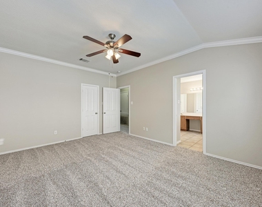 601 Timothy John Dr - Photo Thumbnail 18