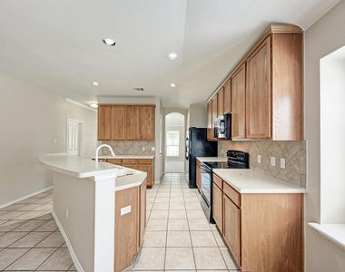 601 Timothy John Dr - Photo Thumbnail 7