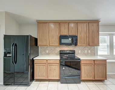 601 Timothy John Dr - Photo Thumbnail 9