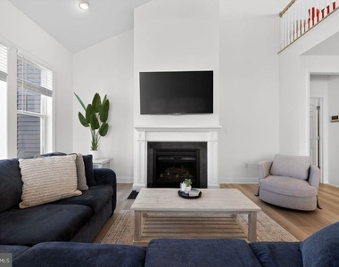 19404 Loblolly Cir - Photo Thumbnail 9