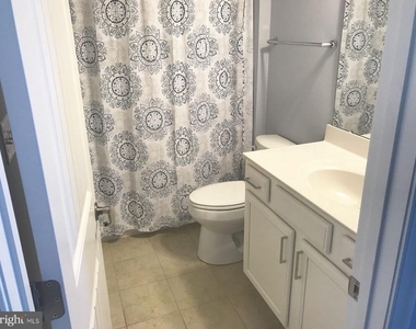 16285 Rockport Drive - Photo Thumbnail 18
