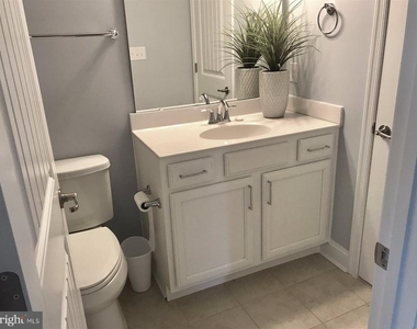16285 Rockport Drive - Photo Thumbnail 17