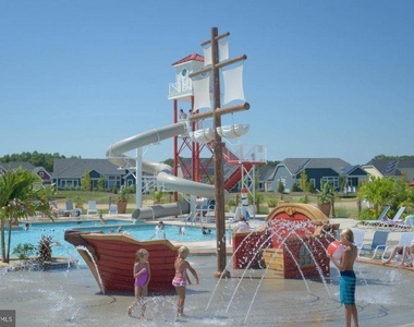 16285 Rockport Drive - Photo Thumbnail 28