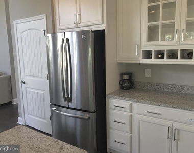 16285 Rockport Drive - Photo Thumbnail 4