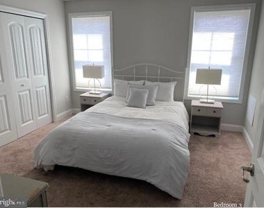 16285 Rockport Drive - Photo Thumbnail 16