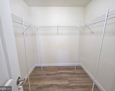 214 Chandler Street - Photo Thumbnail 30