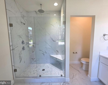 214 Chandler Street - Photo Thumbnail 21