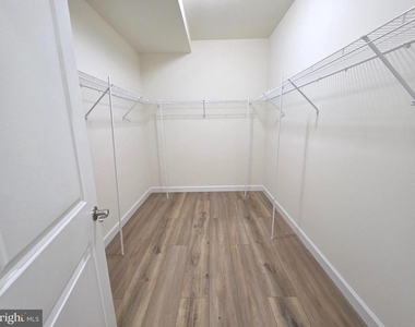 214 Chandler Street - Photo Thumbnail 29