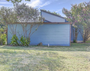 1807 Briar Hill Dr - Photo Thumbnail 23