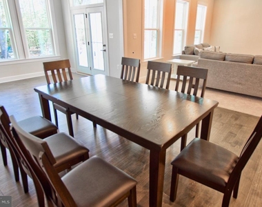 17671 Madaket Way - Photo Thumbnail 2