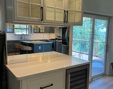 400 N Ronay Dr - Photo Thumbnail 4