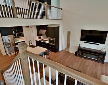 19219 American Holly Road - Photo Thumbnail 4