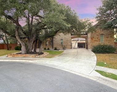 2900 Browntop Ct - Photo Thumbnail 1