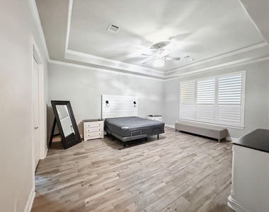 2900 Browntop Ct - Photo Thumbnail 13