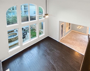 2900 Browntop Ct - Photo Thumbnail 28