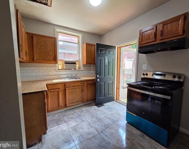 316 Concord Avenue - Photo Thumbnail 7