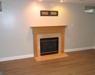 1 E Christina Place - Photo Thumbnail 13