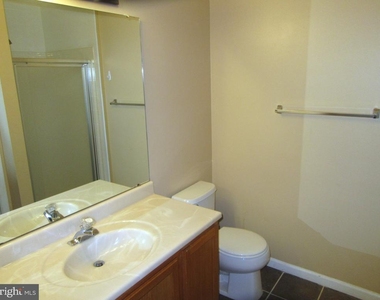 1 E Christina Place - Photo Thumbnail 8