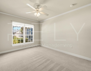 808 Armstrong Dr - Photo Thumbnail 20