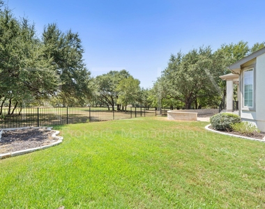 808 Armstrong Dr - Photo Thumbnail 34