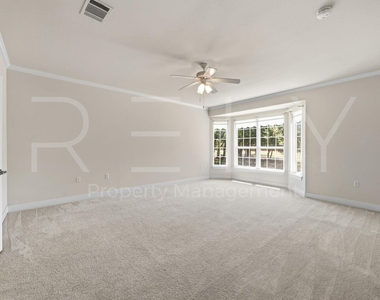 808 Armstrong Dr - Photo Thumbnail 16
