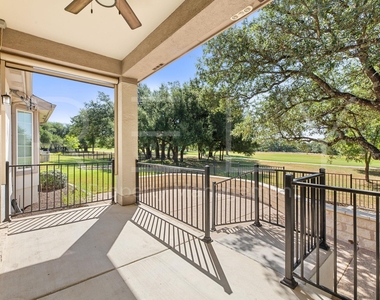 808 Armstrong Dr - Photo Thumbnail 27