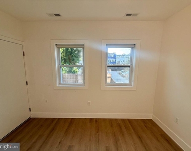 2920 8th Street Ne - Photo Thumbnail 17