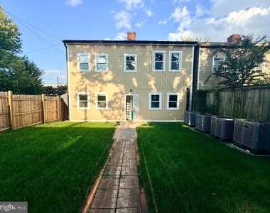 2920 8th Street Ne - Photo Thumbnail 20
