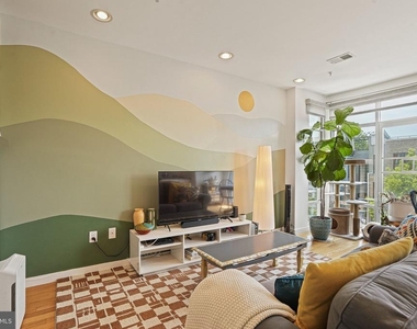 435 R Street Nw - Photo Thumbnail 4