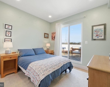 623 Kennedy Street Nw - Photo Thumbnail 3