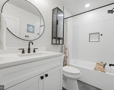 623 Kennedy Street Nw - Photo Thumbnail 17