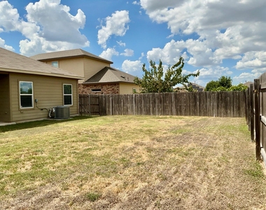 1522 Autumn Sage Way - Photo Thumbnail 24