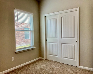 1522 Autumn Sage Way - Photo Thumbnail 20
