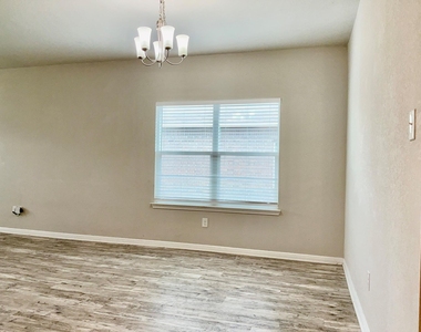 1522 Autumn Sage Way - Photo Thumbnail 8