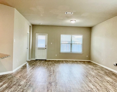 1522 Autumn Sage Way - Photo Thumbnail 3