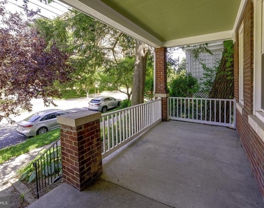 3712 Garfield Street Nw - Photo Thumbnail 5