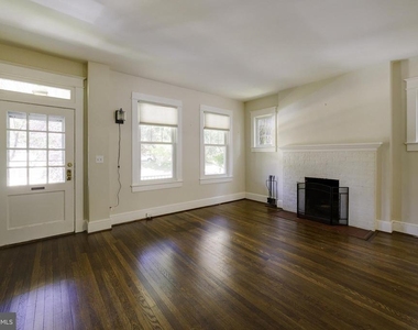 3712 Garfield Street Nw - Photo Thumbnail 8