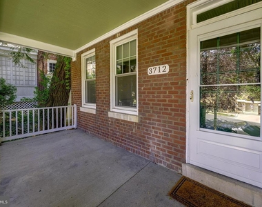 3712 Garfield Street Nw - Photo Thumbnail 4