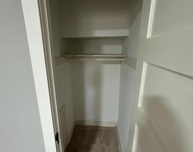 1630 16th Street Se - Photo Thumbnail 12