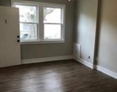 1630 16th Street Se - Photo Thumbnail 1