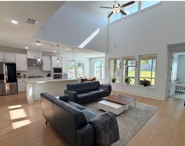 12708 Purple Prairie Ln - Photo Thumbnail 9